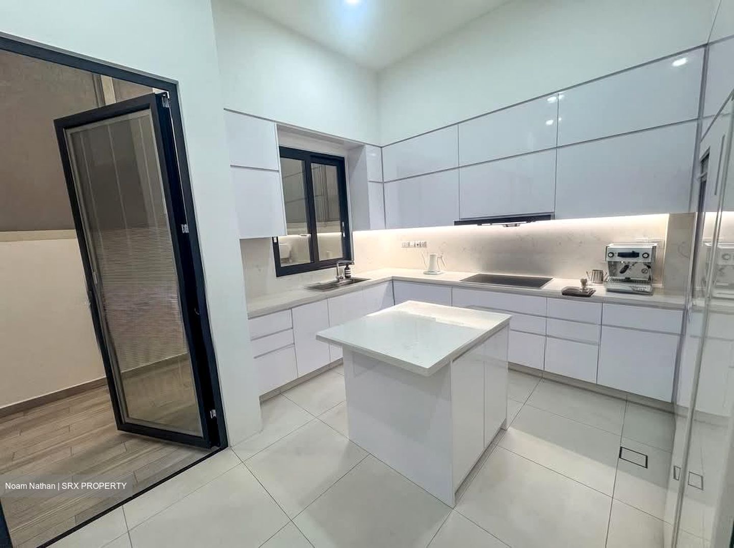 Charlton Park (D19), Terrace #600039431